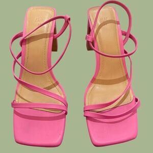 Hot pink hm kitten heel